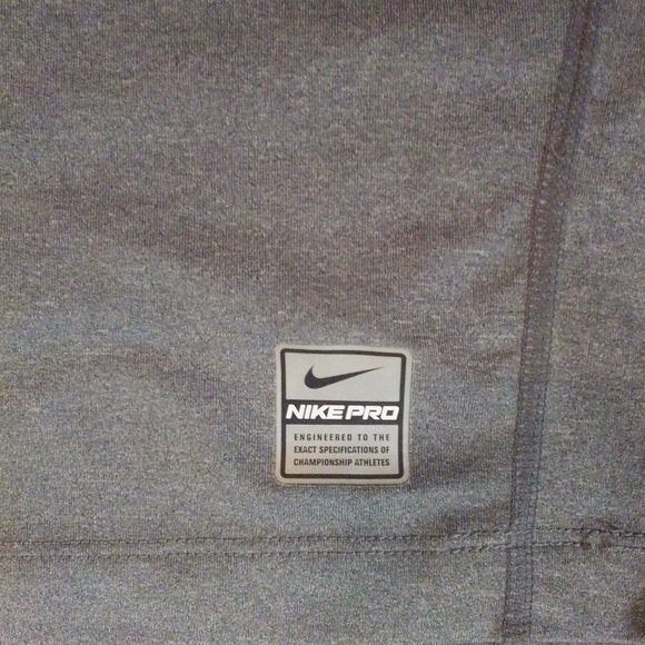 Men's 2xl Nike fitted shirt - Picture 3 of 5